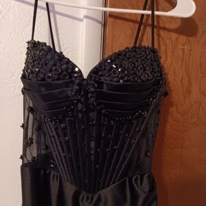 Elegant Black Evening Dress